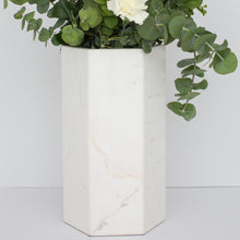 Cargar imagen en el visor de la galería, Iris Vase