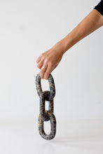 Cargar imagen en el visor de la galería, Dam Marble Chain
