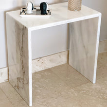 Cargar imagen en el visor de la galería, Ilia Side Table