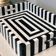 Cargar imagen en el visor de la galería, B&W Tray