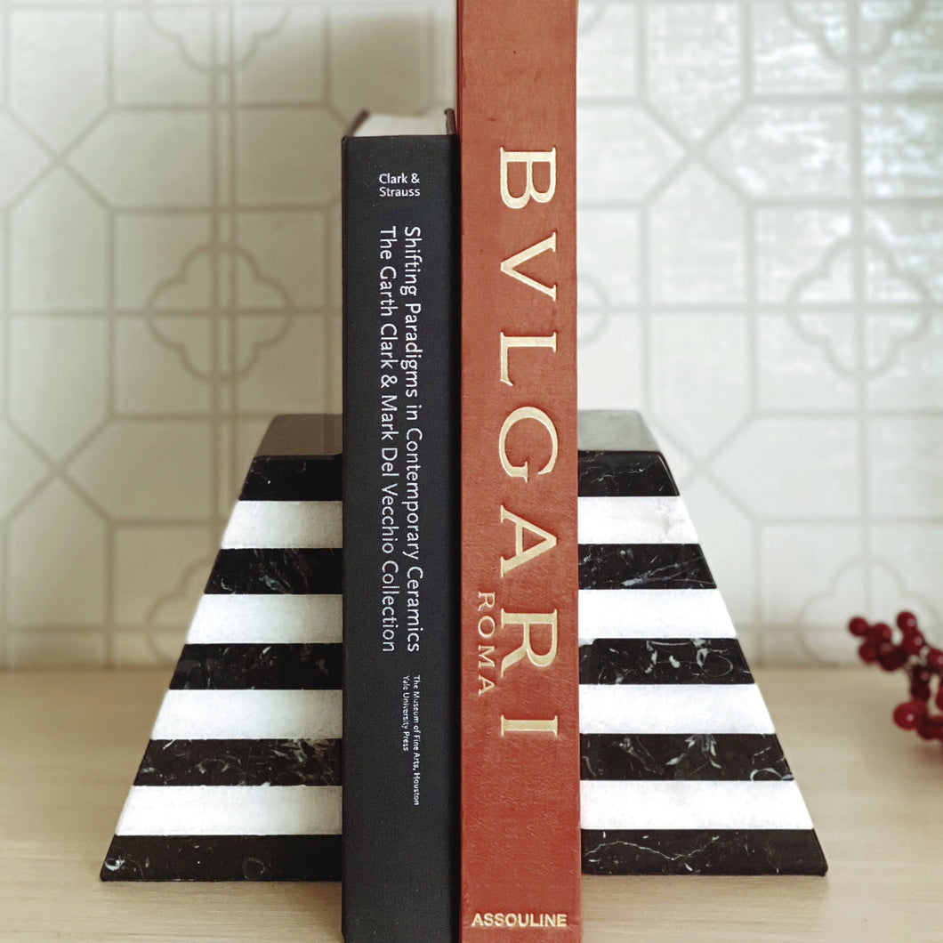 B&W Bookends